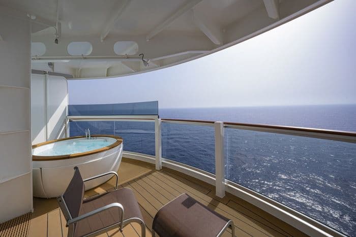 MSC Cruises MSC Seashore Premium Suite Aurea with Whirlpool 2.jpg